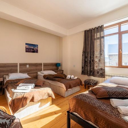 Snow Time Cottage Gudauri Exterior photo