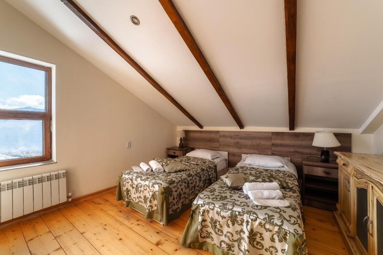 Snow Time Cottage Gudauri Exterior photo
