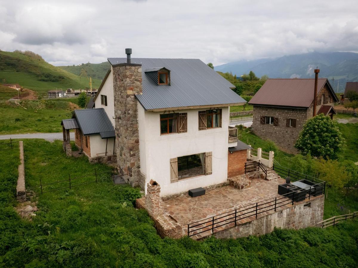Snow Time Cottage Gudauri Exterior photo