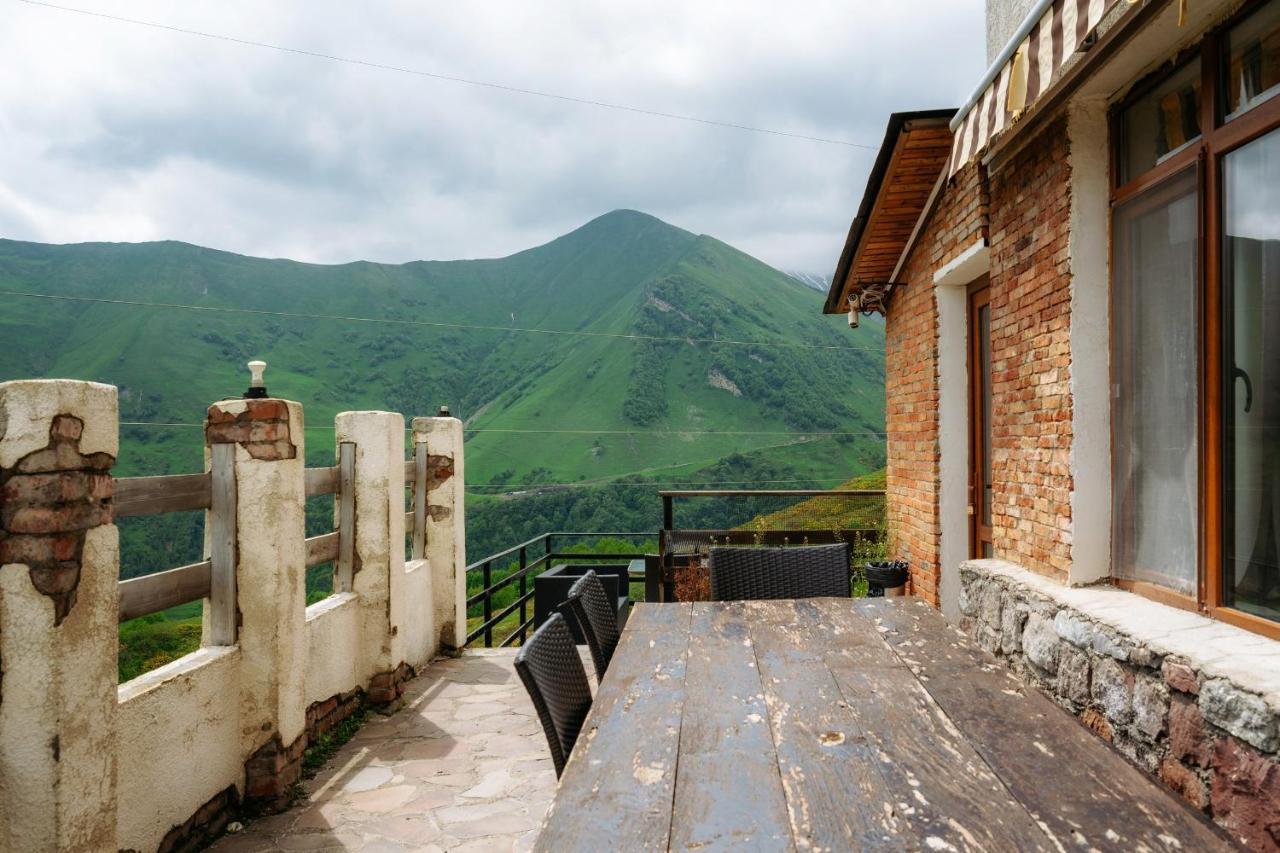 Snow Time Cottage Gudauri Exterior photo